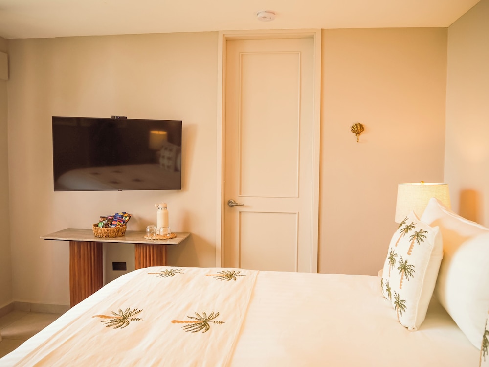 غرفة ديلوكس بسرير مزدوج بإطلالة على البحر، The Providence Hotel Boutique 4/10