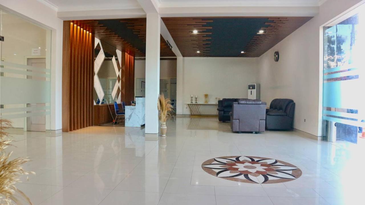 El Malik Hotel Sumenep 3/28