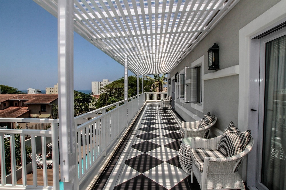 Sandals Guest House 5/77