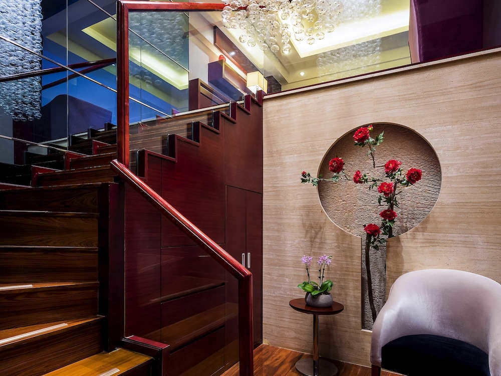 Grand Mercure Xiamen Downtown 9/74