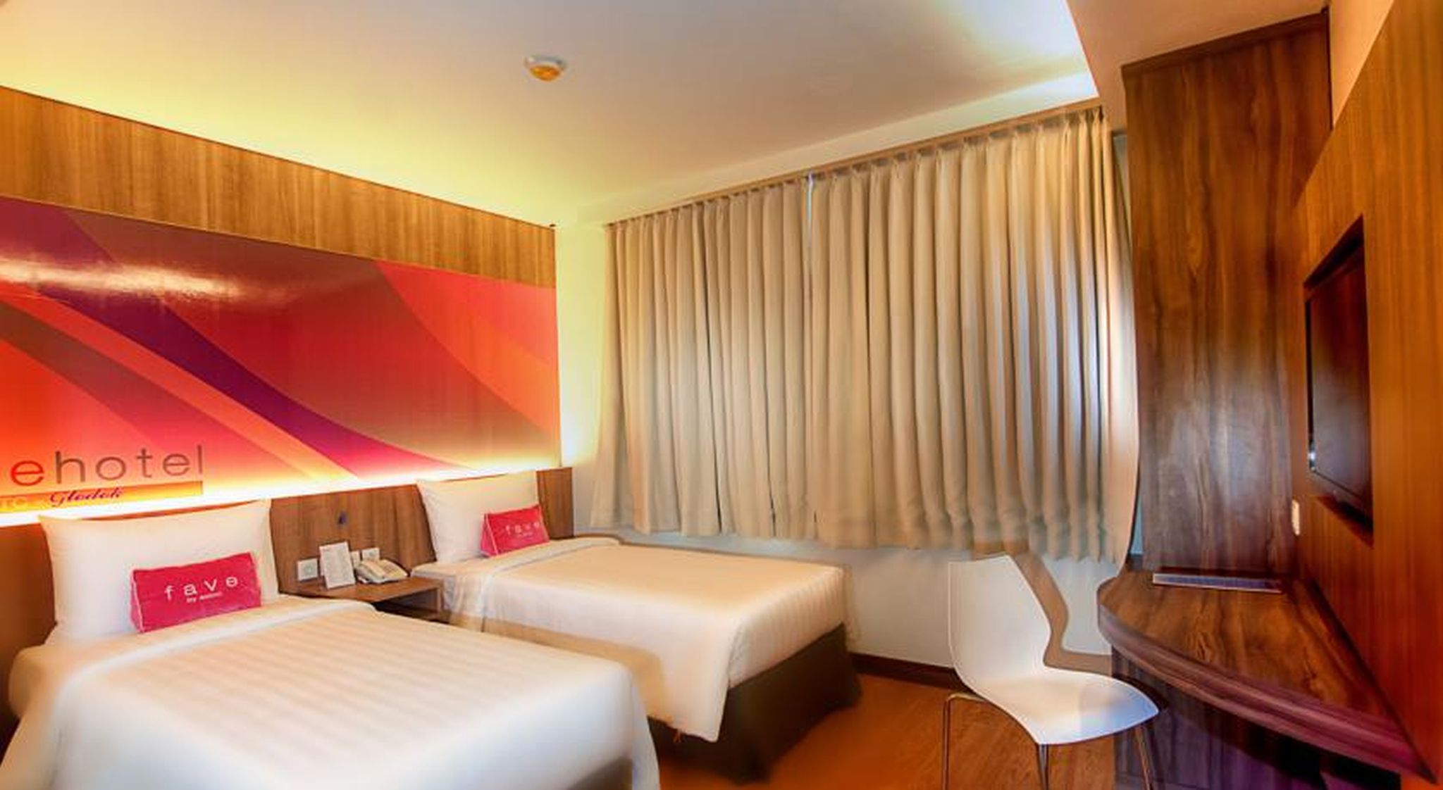 Superior, Double or Twin Bed