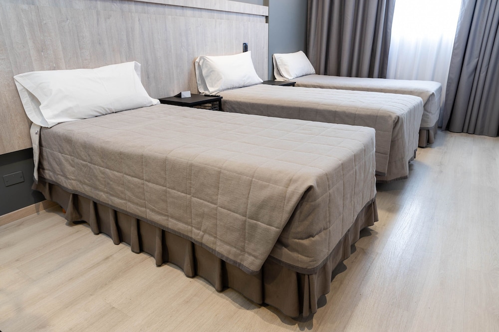 Hotel M 19/29