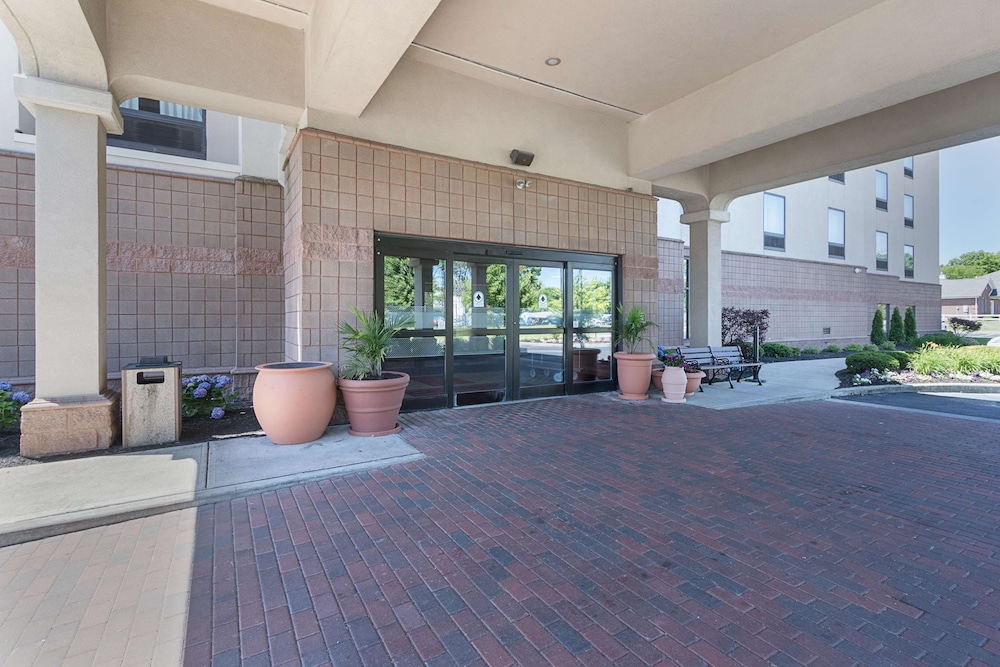 Hampton Inn & Suites Indianapolis Brownsburg 28/47
