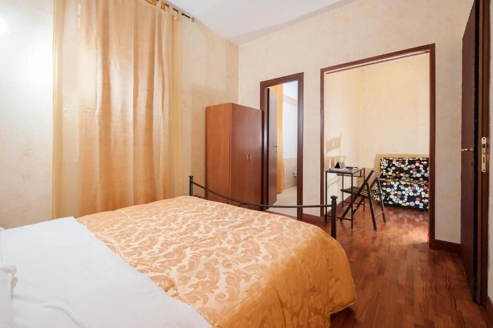 Residenza Laterano 6/36