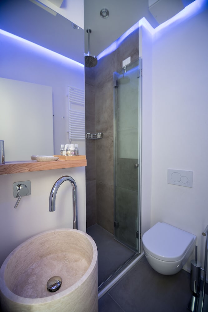 Relais Luce Florence 50/52