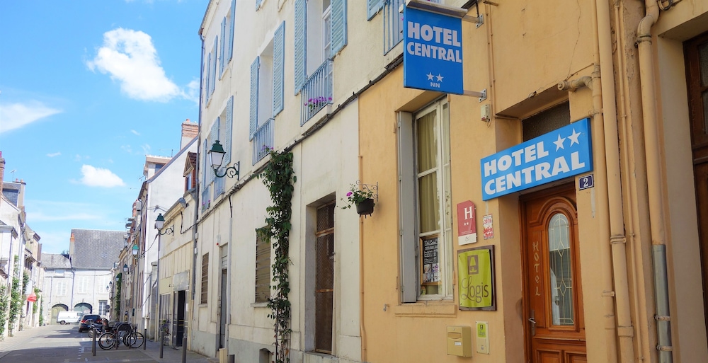 Hotel Central Montargis 1/50