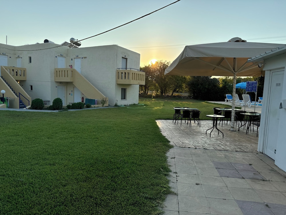 Angelos Studios 36/47