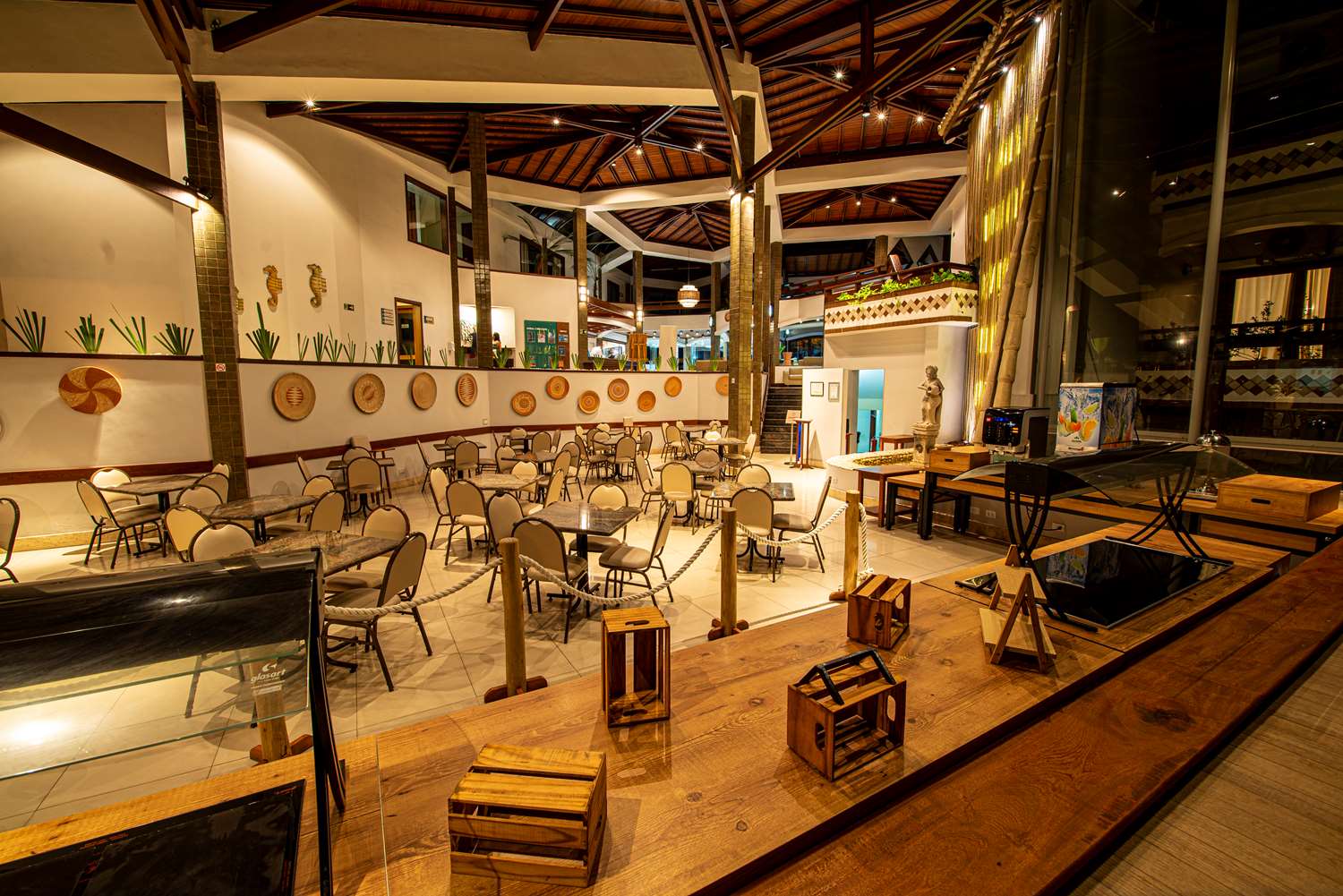 restaurant cafeteria