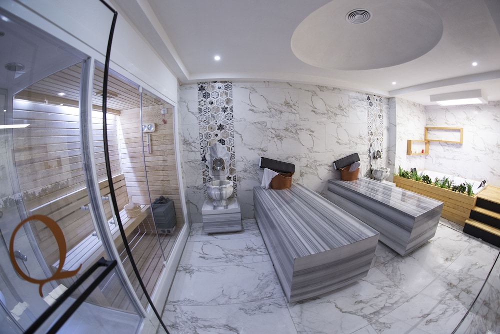 Mayi Hotel 28/55