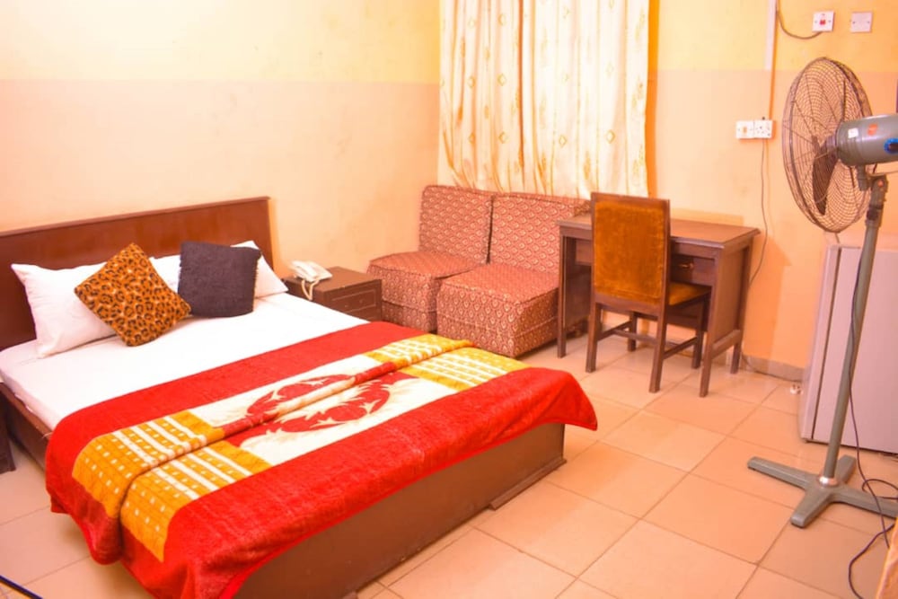 Dikord Hotel And Events Centre 10/39