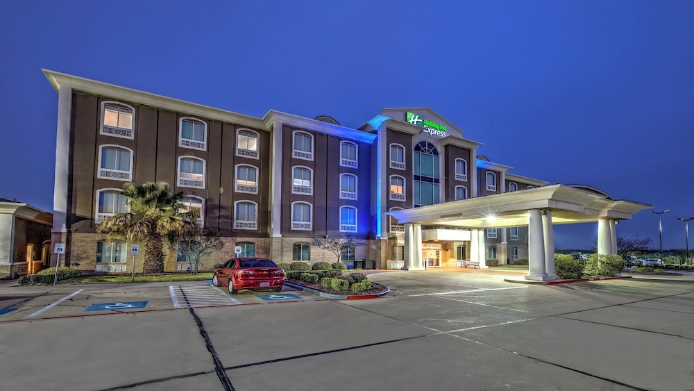 Holiday Inn Express & Suites Corsicana I-45 63/68