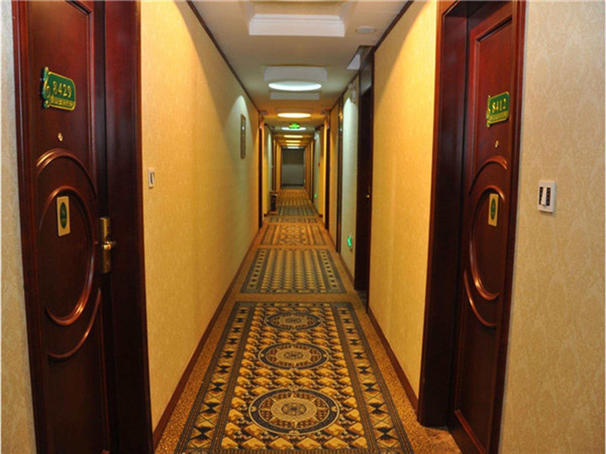 Vienna International Hotel (Suzhou Likou Furniture City) 27/42