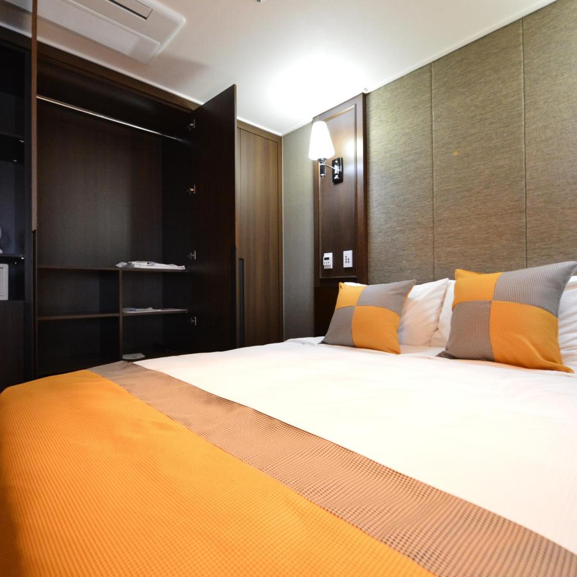 Deluxe, Double Bed