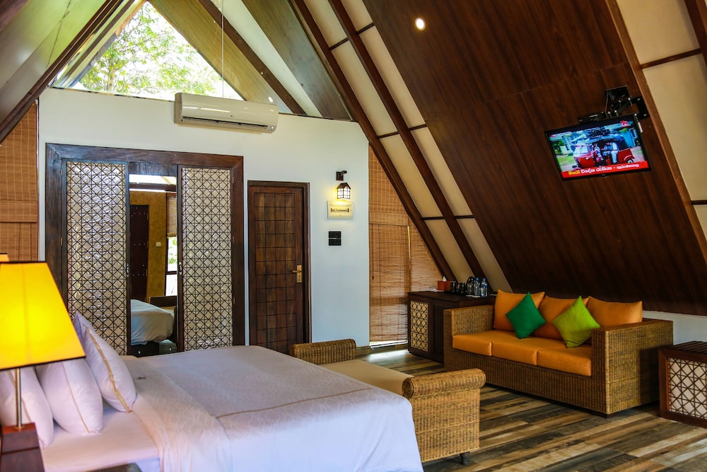 Liyya Water Villas 10/48