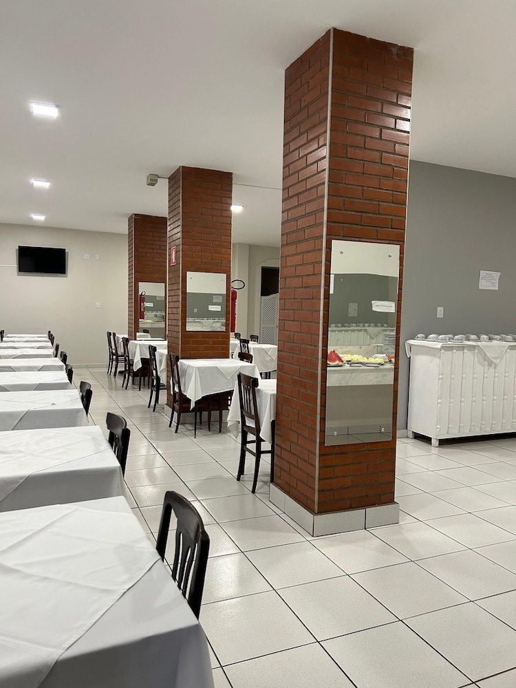 Hotel Uirapuru 39/50