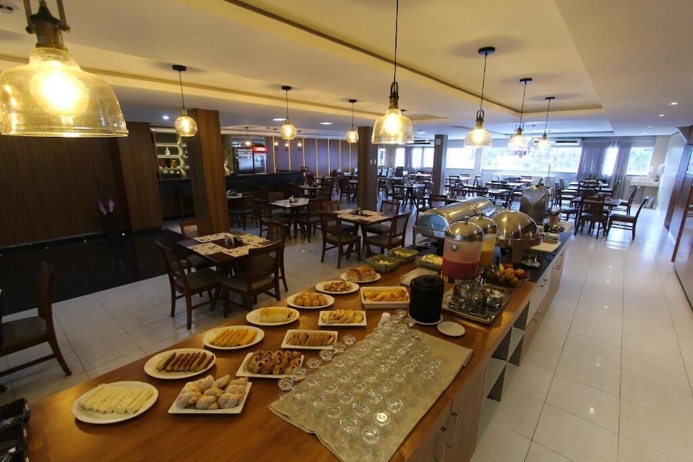 Golden Ville Hotel 55/66