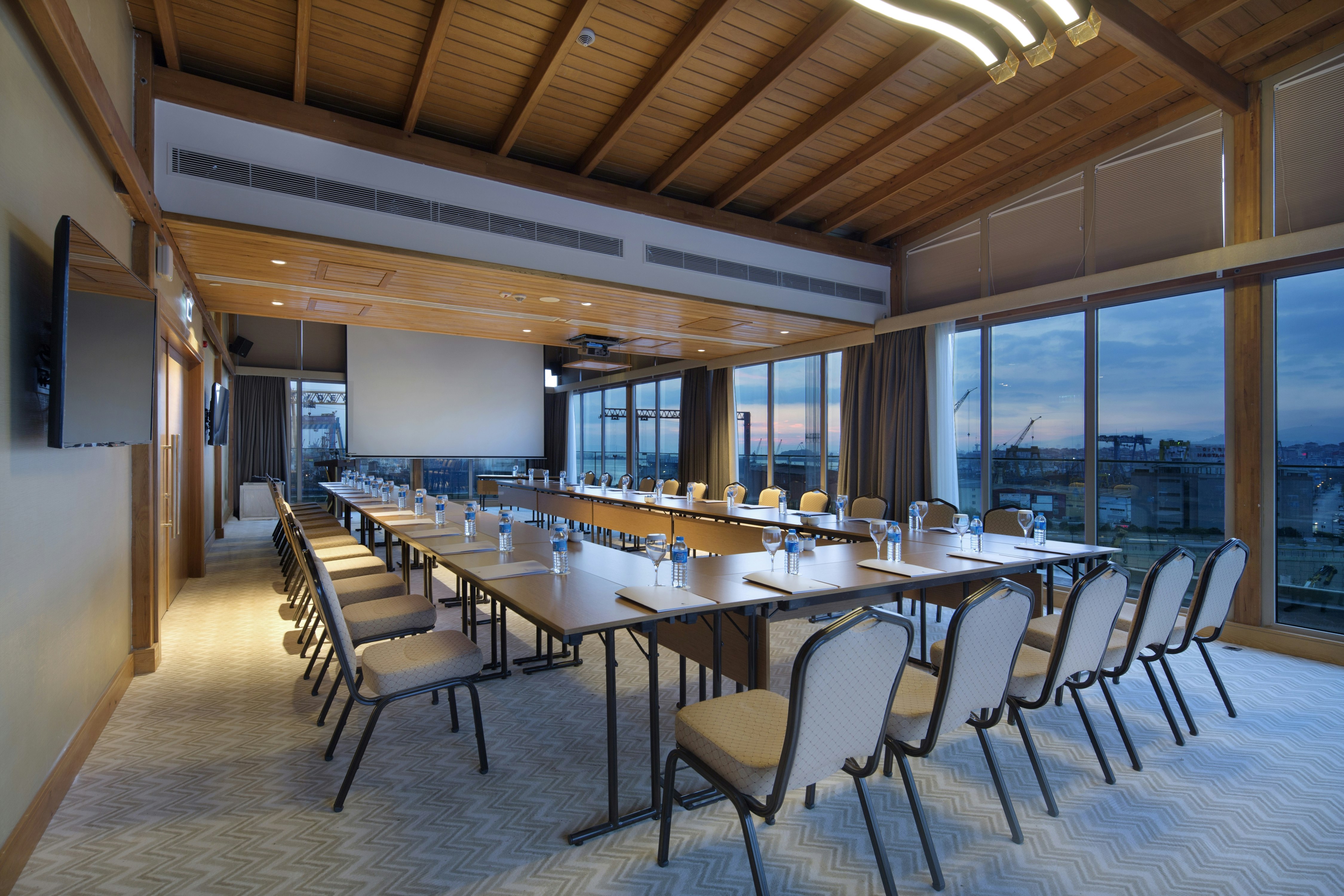DOUBLETREE BY HILTON HOTEL ISTANBUL - TUZLA 48/54