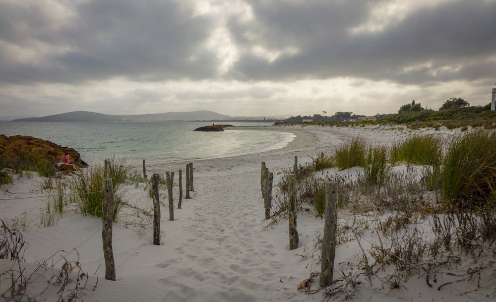 EMU BEACH CHALETS 31/35