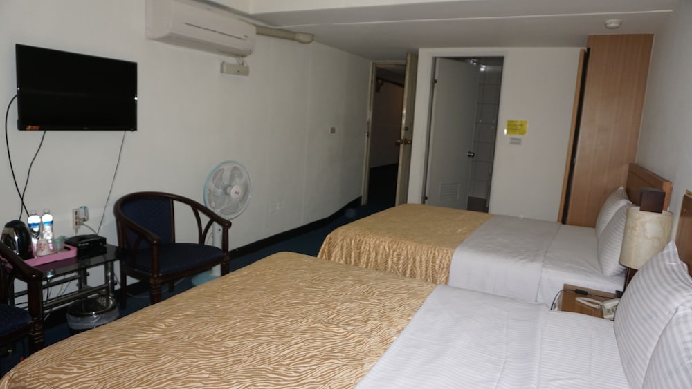 Chian Huei Business Hotel 27/69