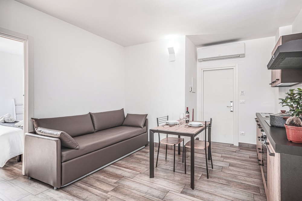 Evo Boutique Hotel 24/43