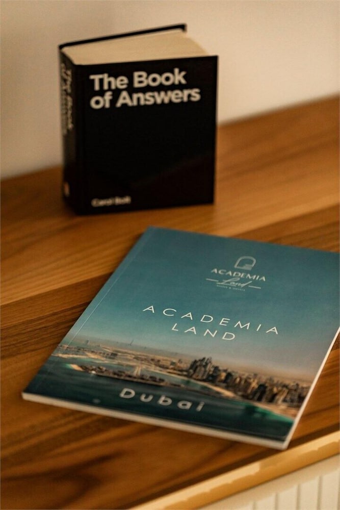 Academia Land JBR 38/69