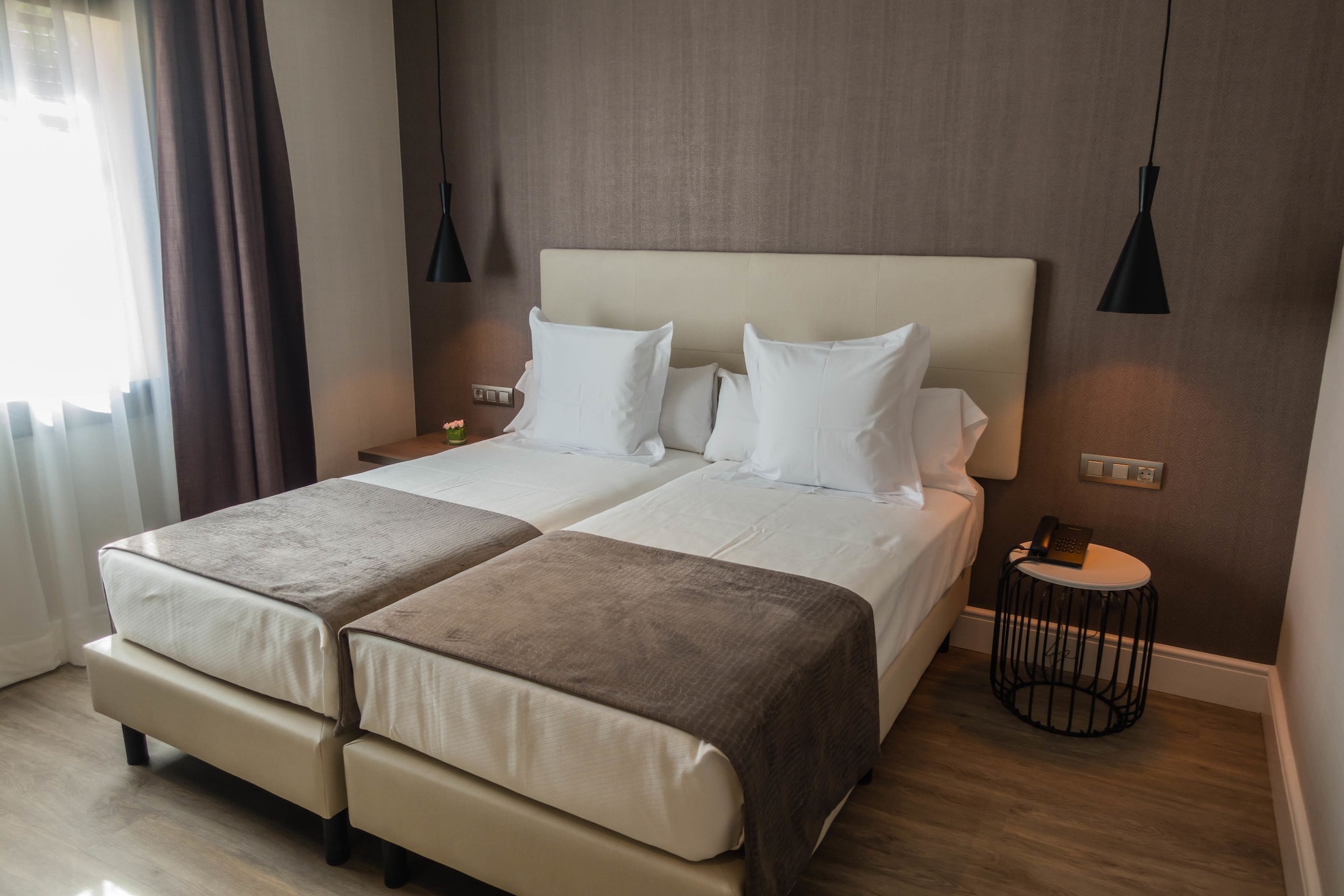 EXTERIOR, SUPERIOR, SINGLE, DOUBLE BED