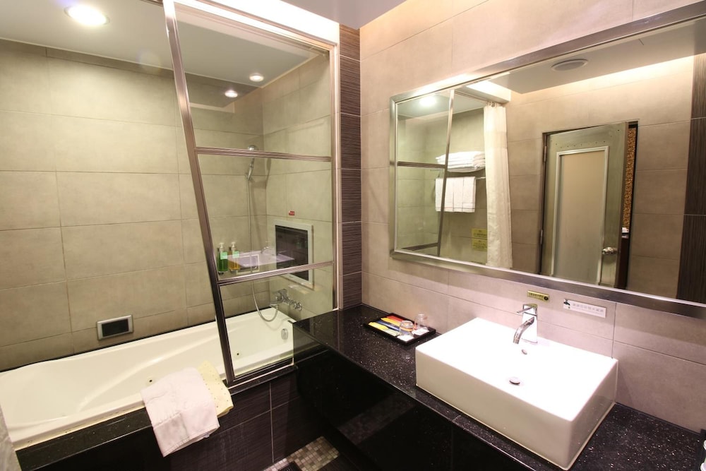 R7 Eco Hotel 26/33