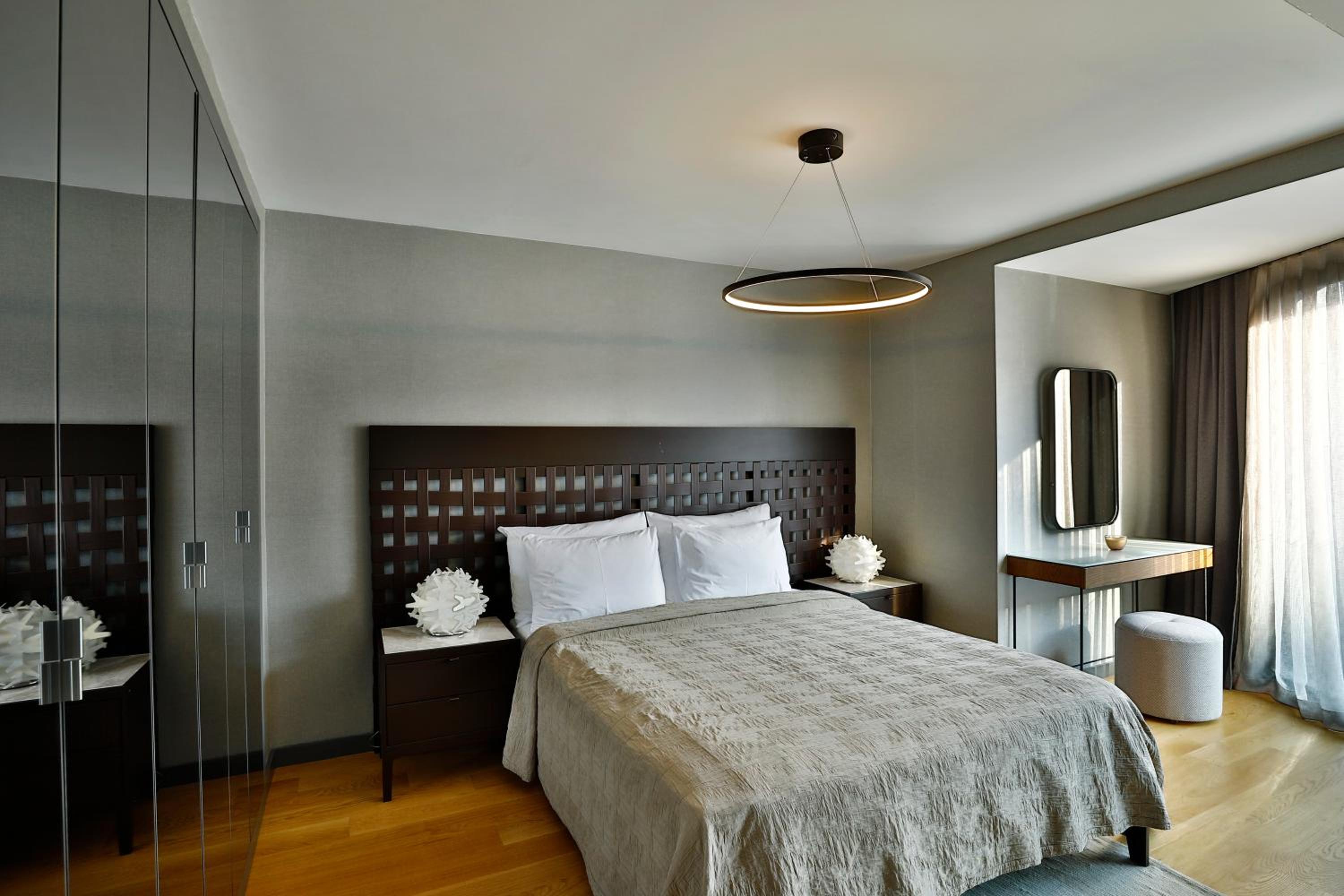 جناح بسرير كينج بإطلالة على البحر، Mare Deluxe Residences and Villas 6/10