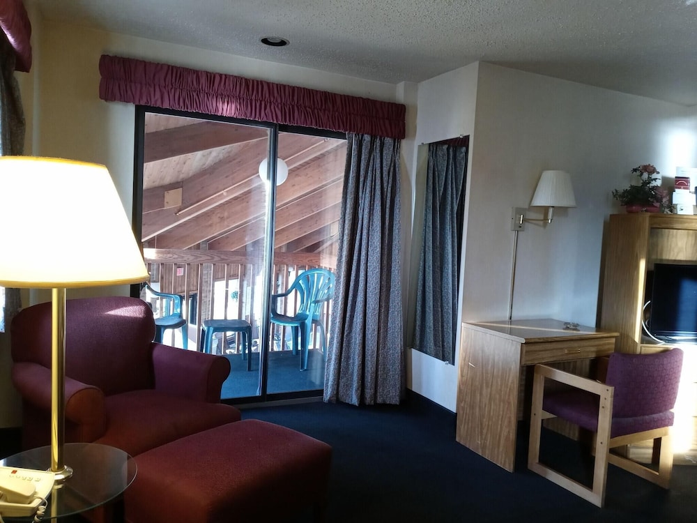 Quality Inn New Martinsville, WV 33/65