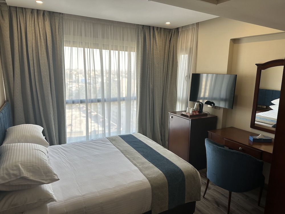Stay Inn Pyramids Hotel 11/34