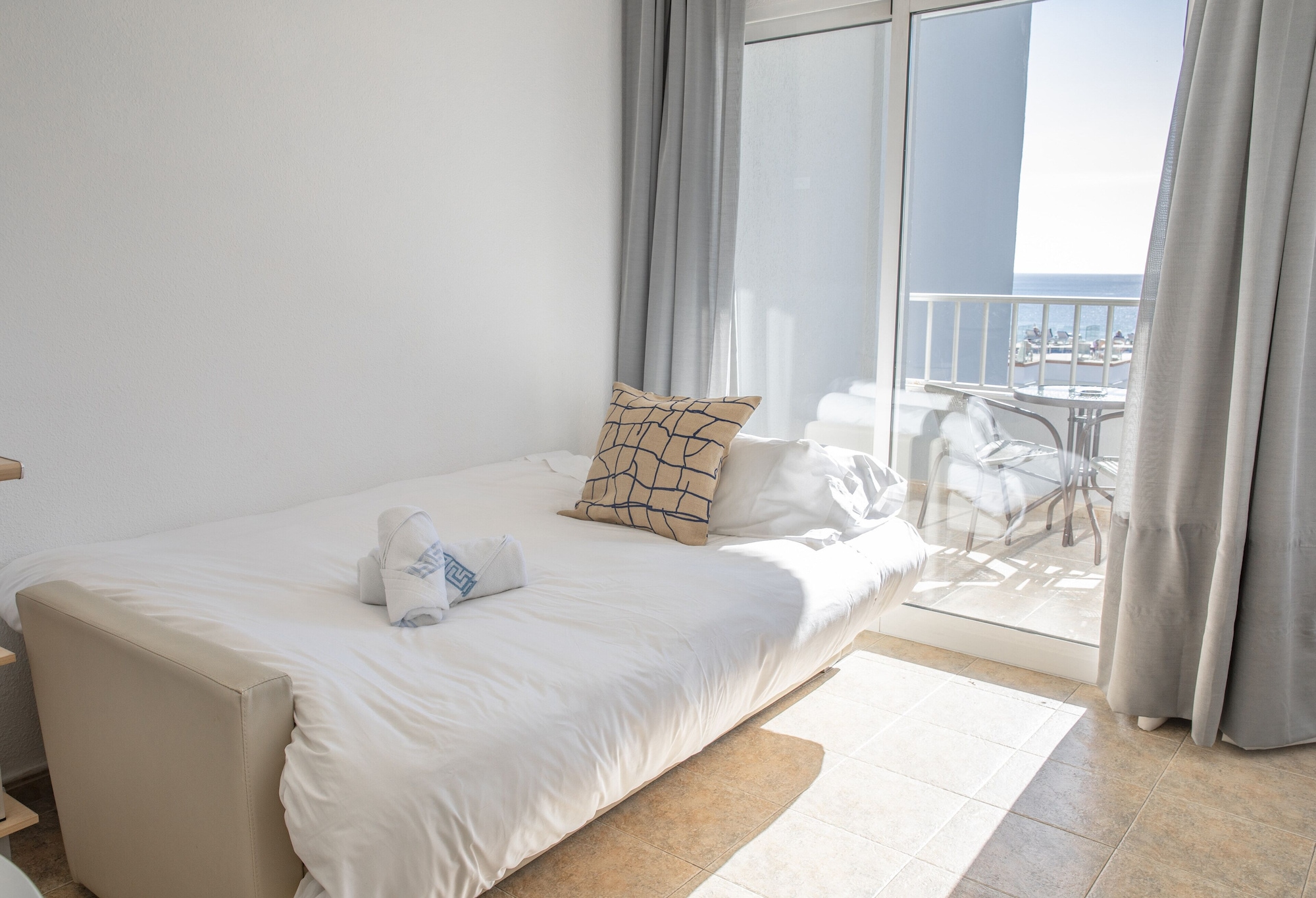 STUDIO, SEA VIEW, BALCONY