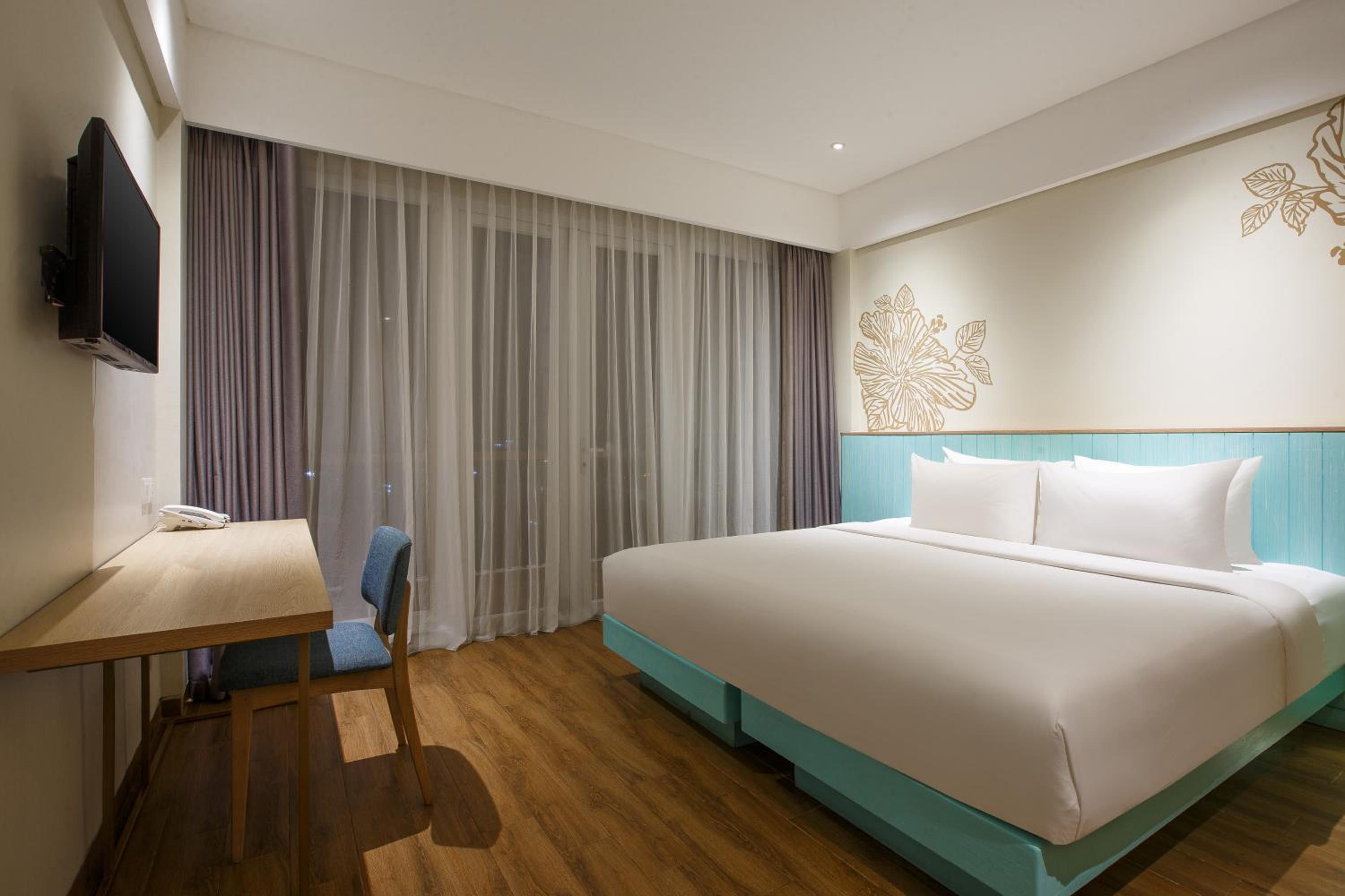 Hollywood, Deluxe, King Bed