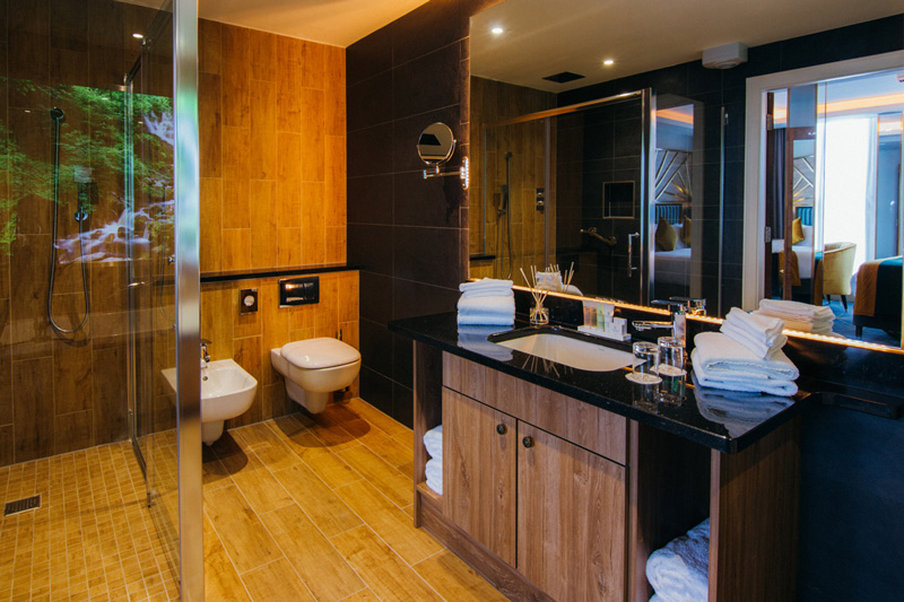 Iveagh Garden Hotel 30/31