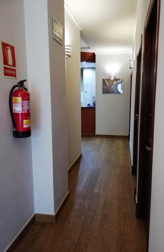 LB Lebrija Hotel & Terrace 10/65