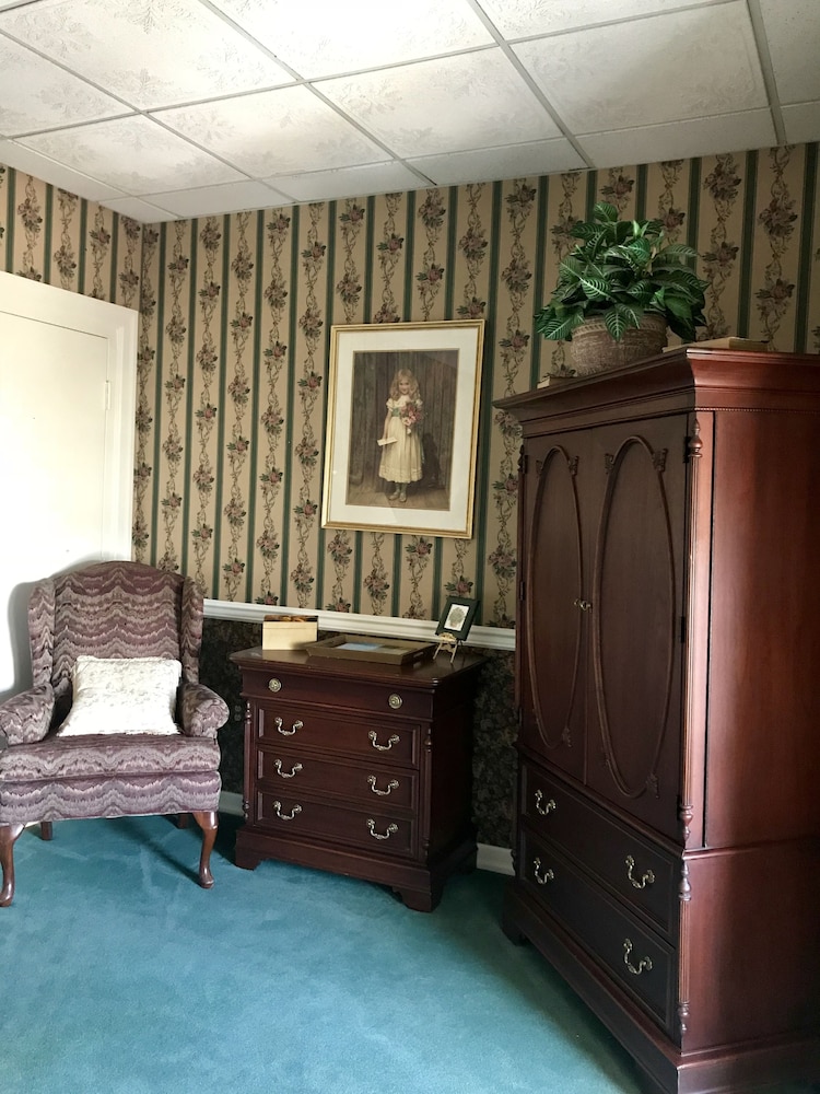 Waynebrook Inn Est 1865 14/73