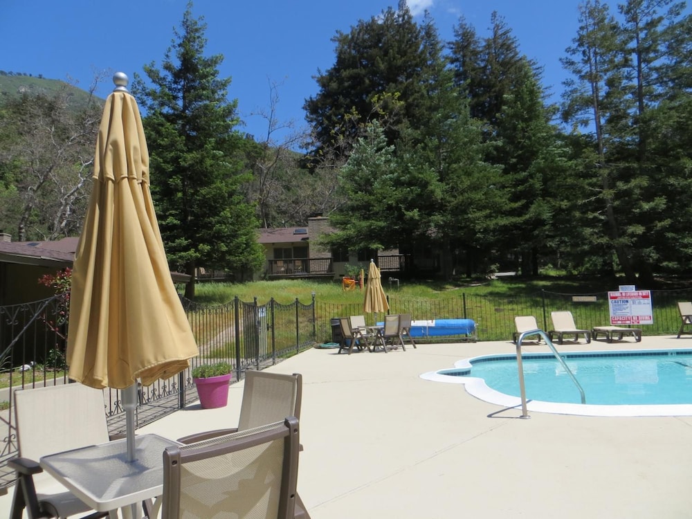 Big Sur Lodge 28/67