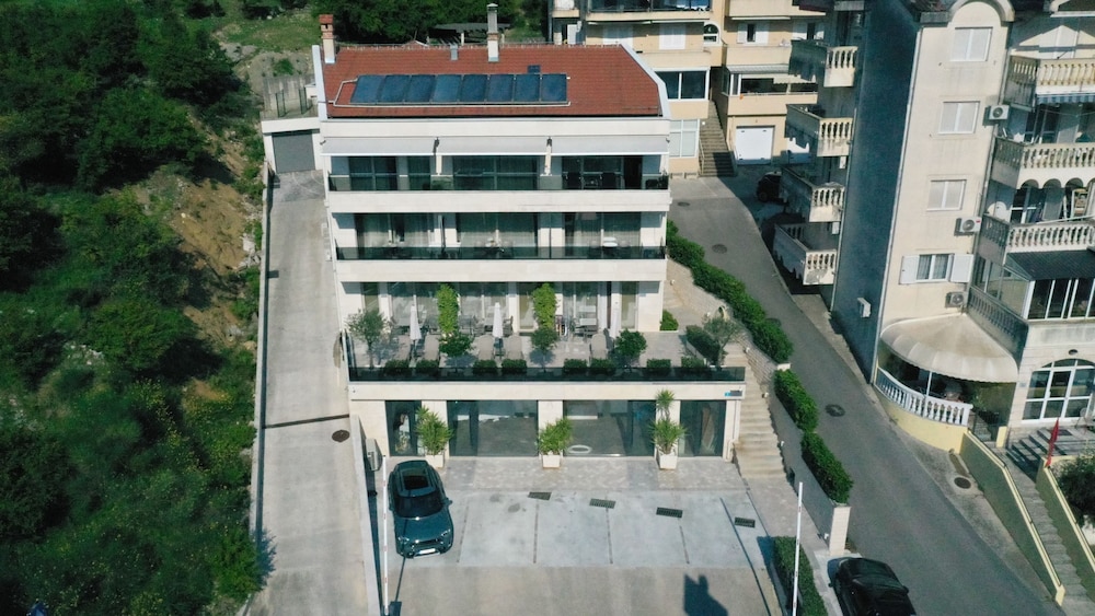 Casa Nuova 5/50