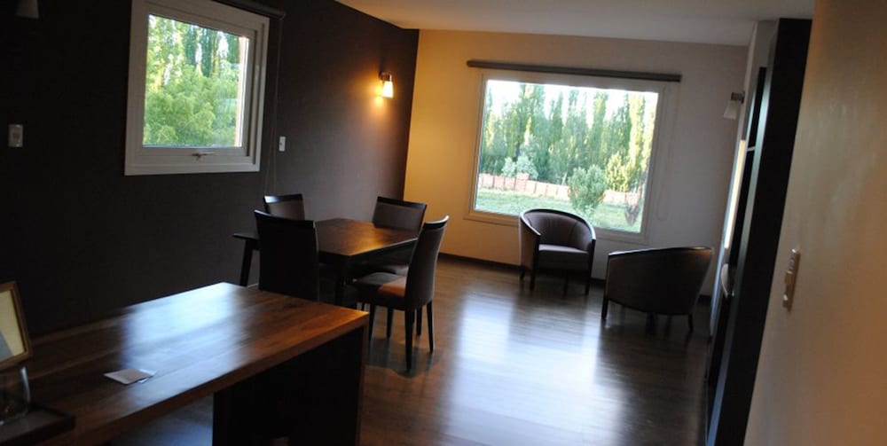 Malargue Inn and Suites 18/22