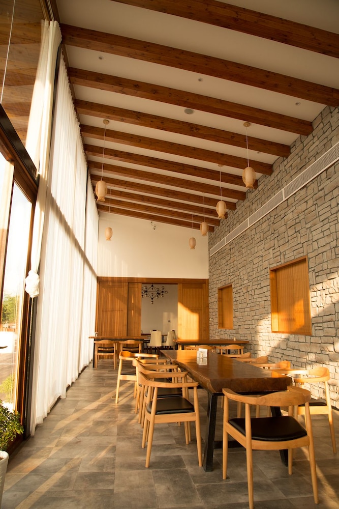 Fishman Homestay 37/56
