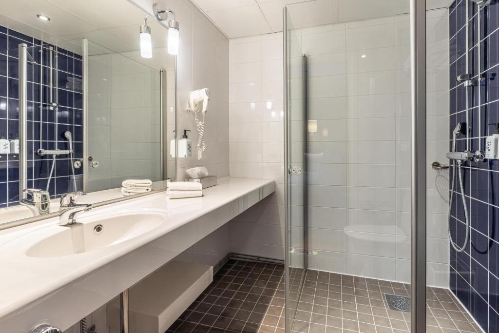 غرفة بسرير كوين، Holiday Inn Tampere Central Station 6/7