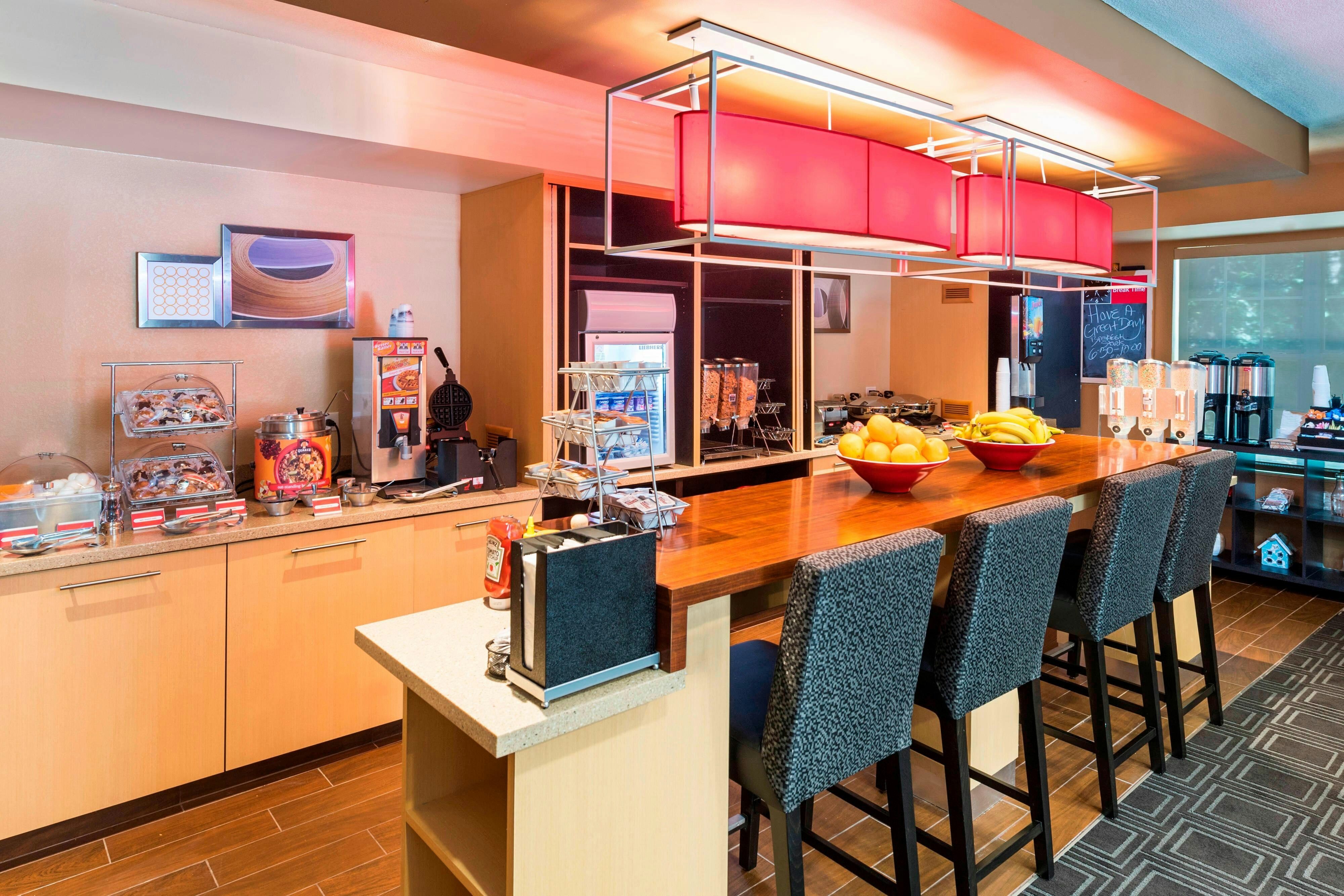 Towneplace Suites Atlanta Kennesaw 6/10