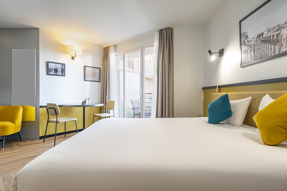 Adagio Paris Montrouge 17/64