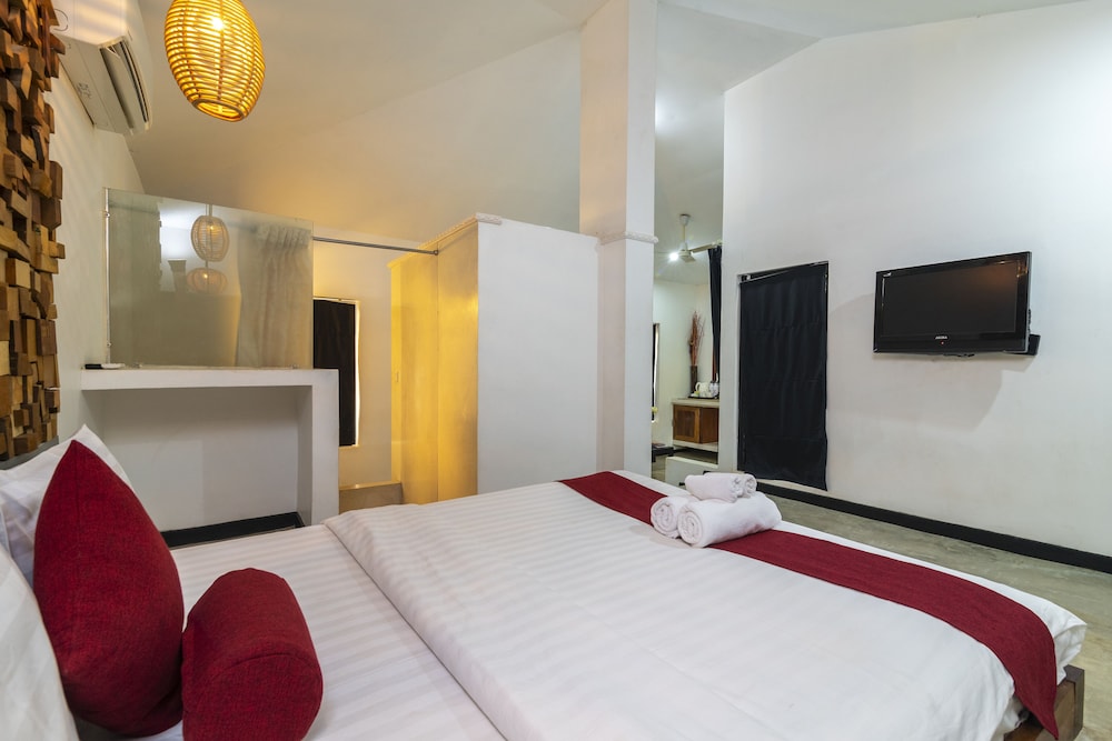 Villa, King Bed, Queen and Twin Beds, Private Pool 3/8