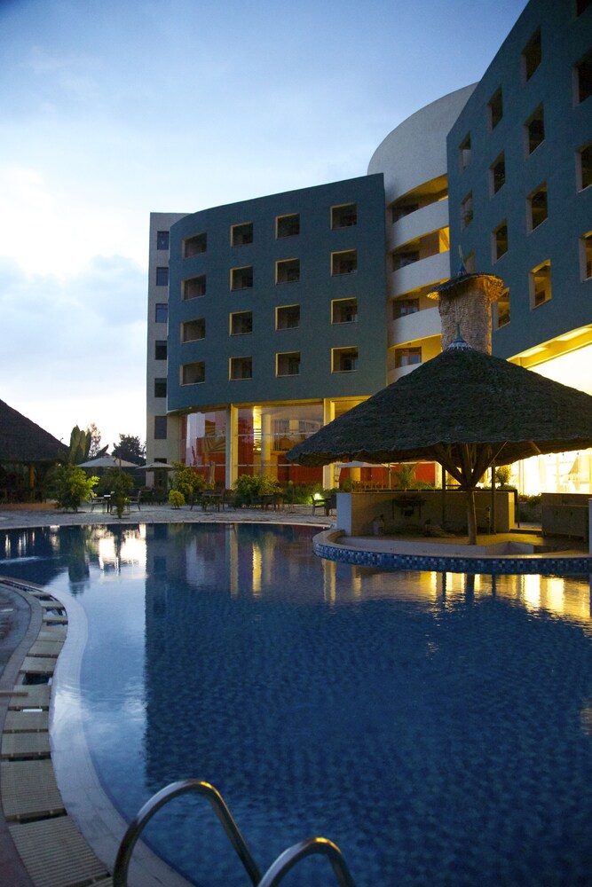 Nega Bonger Hotel 3/41