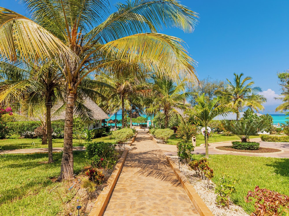 Tanzanite Beach Resort 38/49