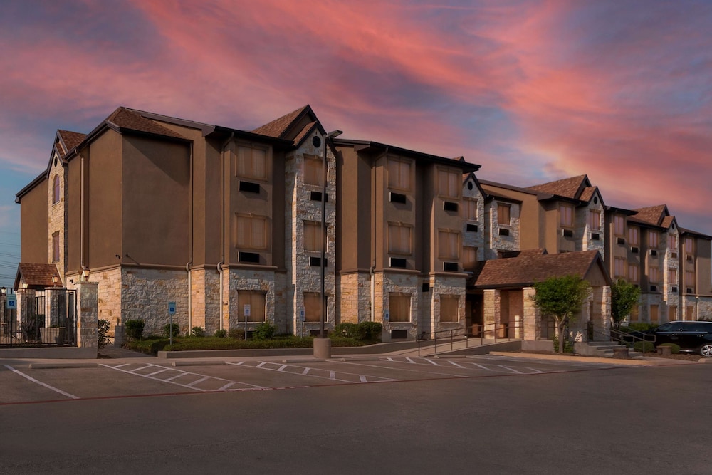 マイクロテル イン & スイーツ バイ ウィンダム サン アントニオ バイ シーワールド(Best Western Seaworld San Antonio) 写真2