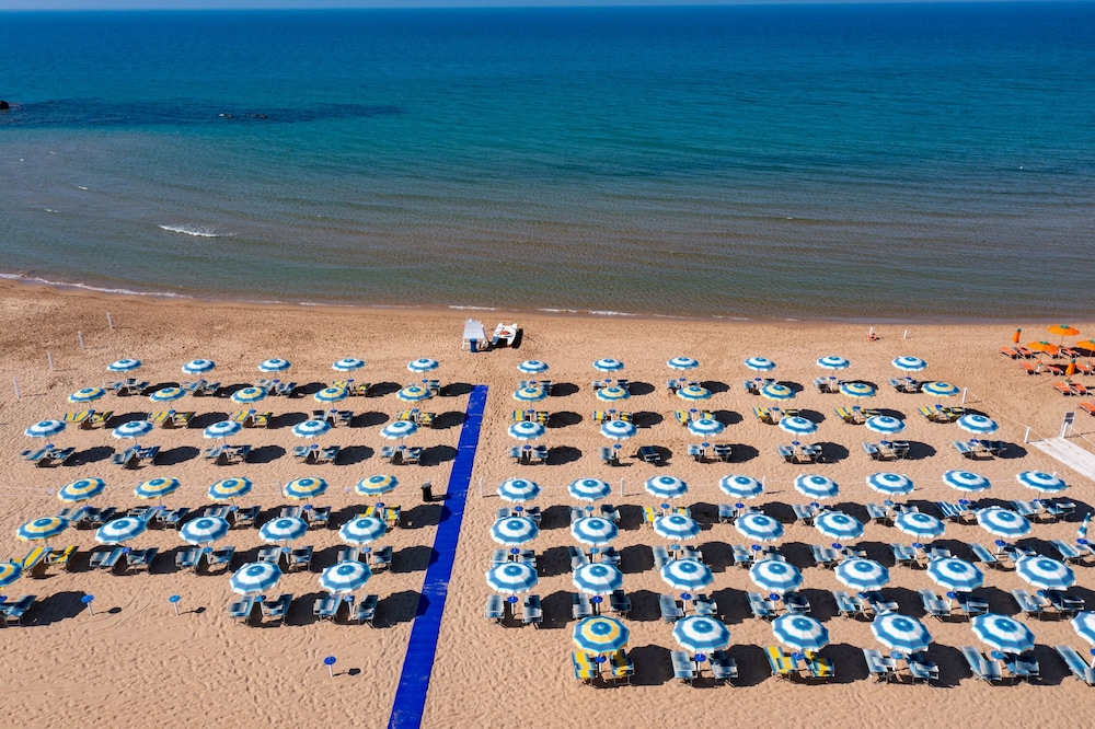 Hotel Baia d'Oro 48/55