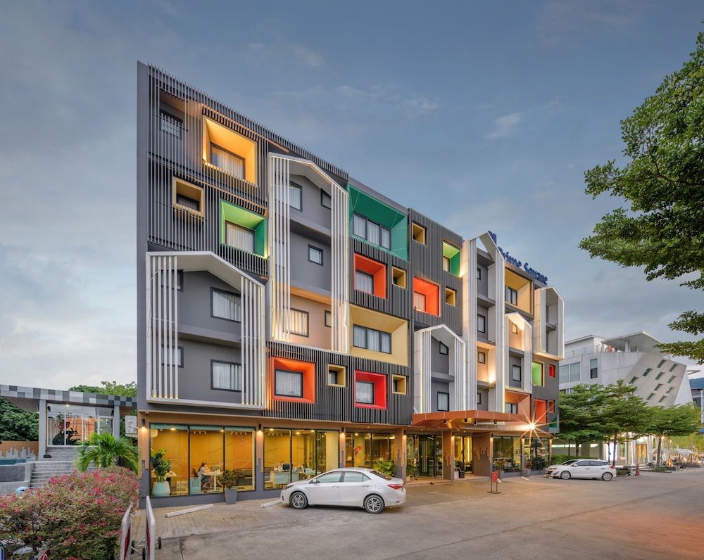 Prime Square Hotel 15/18