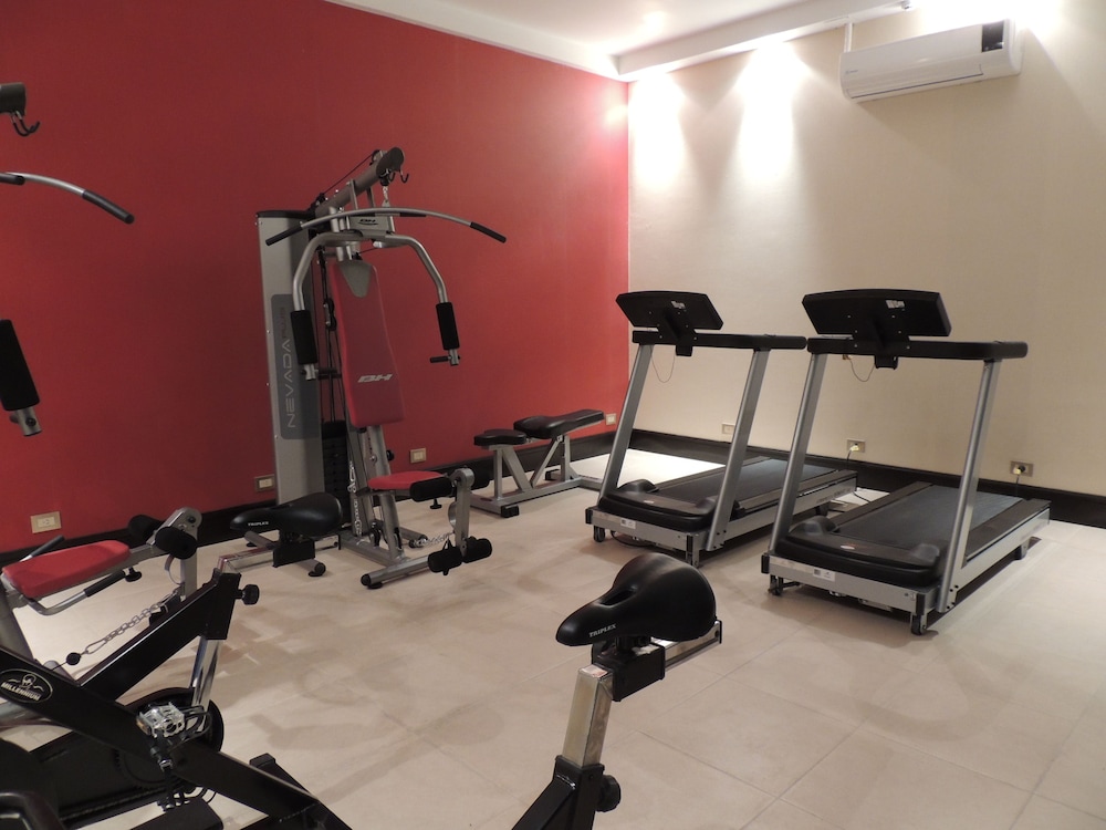 Premium Tower Suites San Luis 32/60