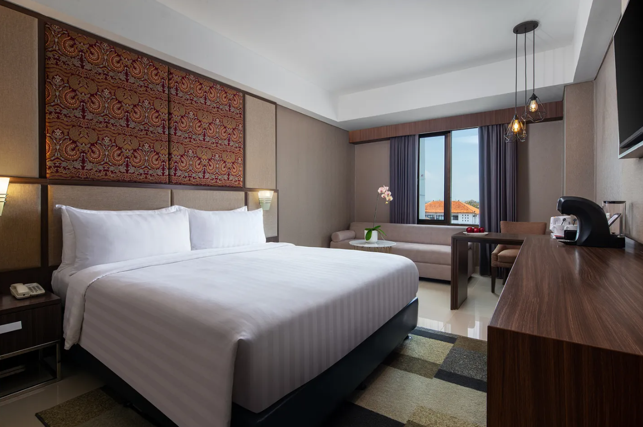 Premier, Deluxe, The Alana Hotel & Conference Center Malioboro Yogyakarta By Aston 2/5